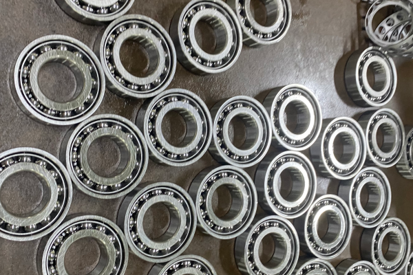 高精密軸承該如何減振動降噪音？