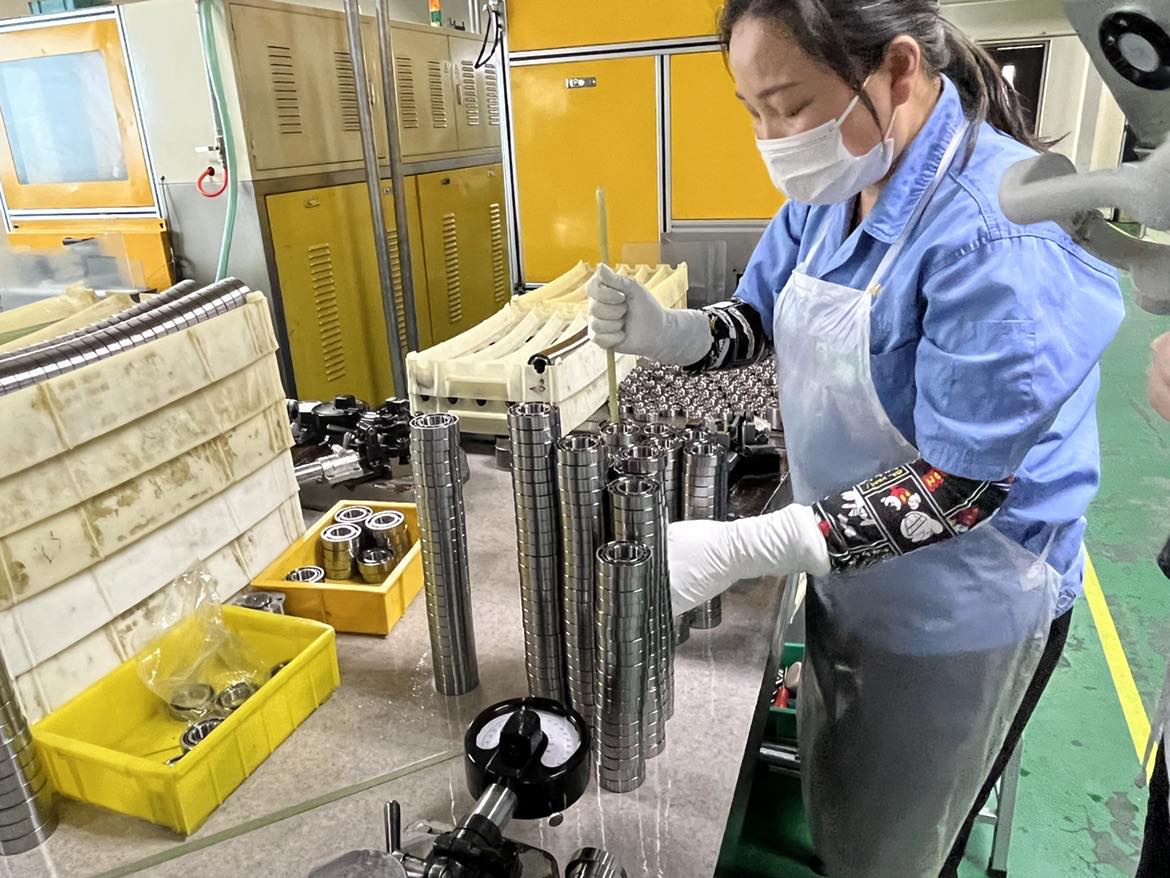 角接觸球軸承的游隙究竟有多重要？（37年廠家經驗）