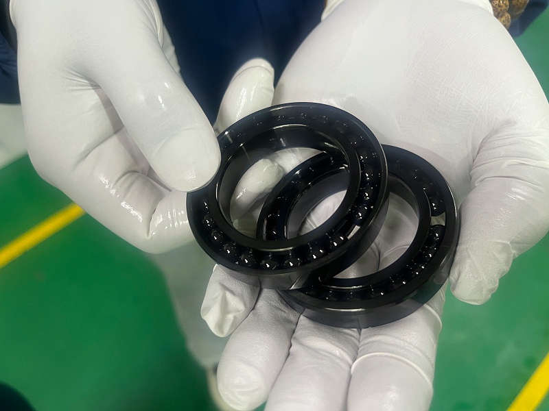 磁懸浮離心機保護軸承怎么選？